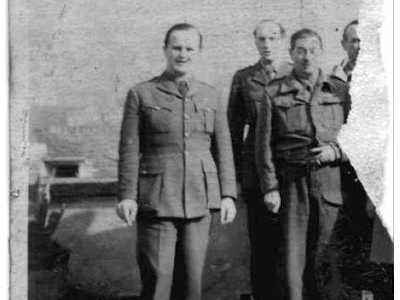 Immagine dell'ufficiale Ian Greenleess divenuto direttore di Radio Bari dal 14 settembre 1943 